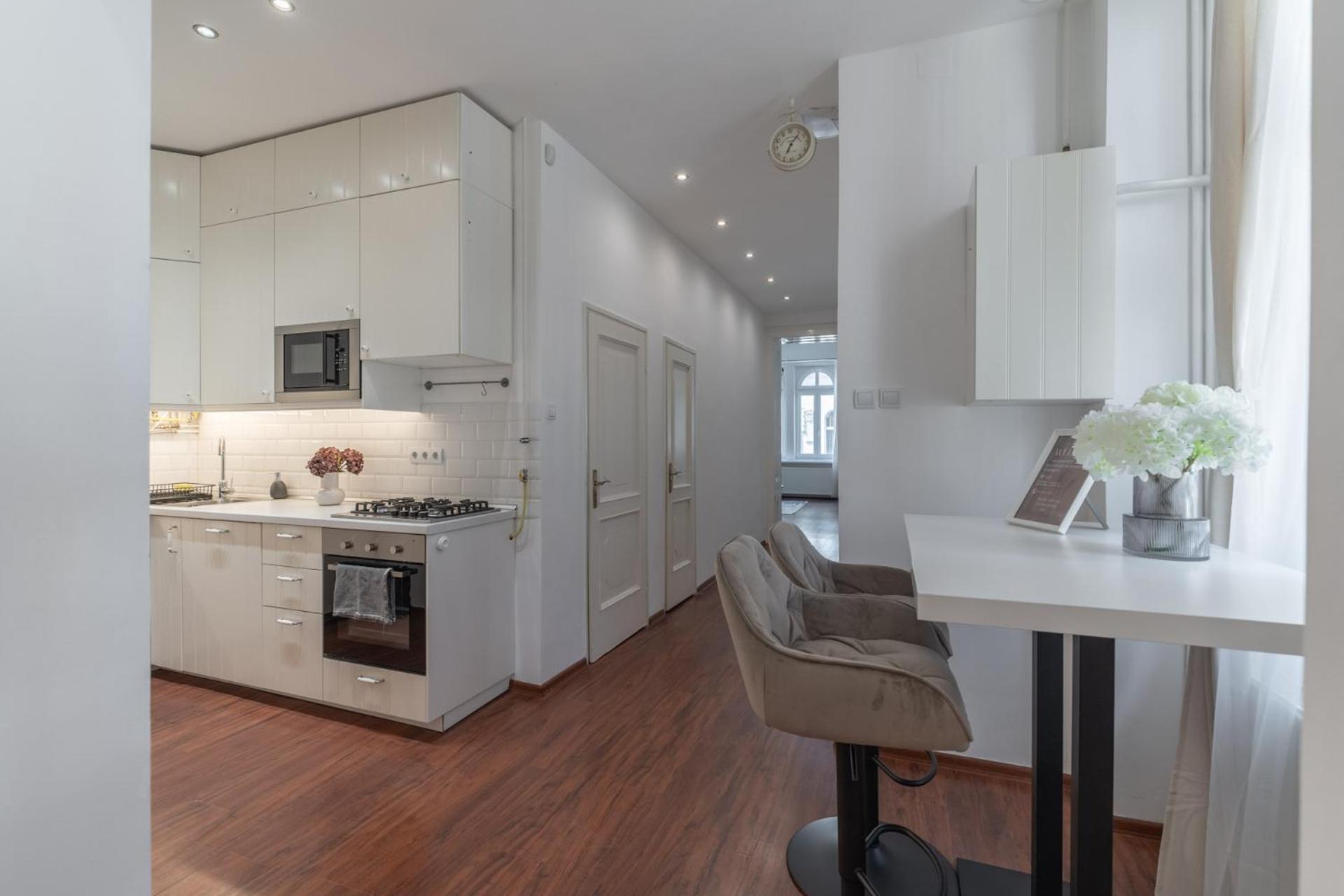 Deluxe And Cozy City Center Suite For 8Ppl Βουδαπέστη Εξωτερικό φωτογραφία